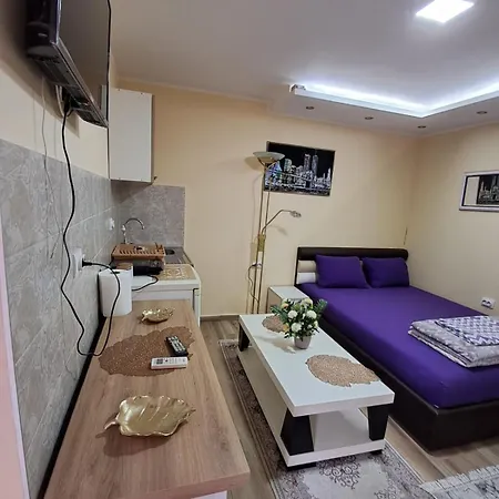 Tina1 Apartment *